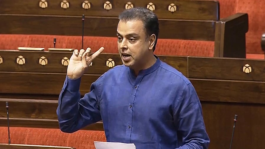 <div class="paragraphs"><p>Milind Deora, Shiv Sena MP.</p></div>