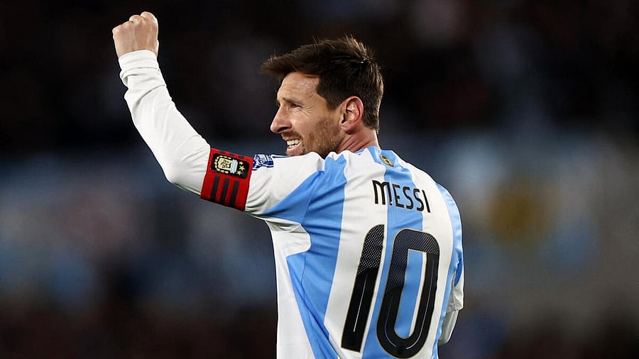 <div class="paragraphs"><p>Lionel Messi </p></div>