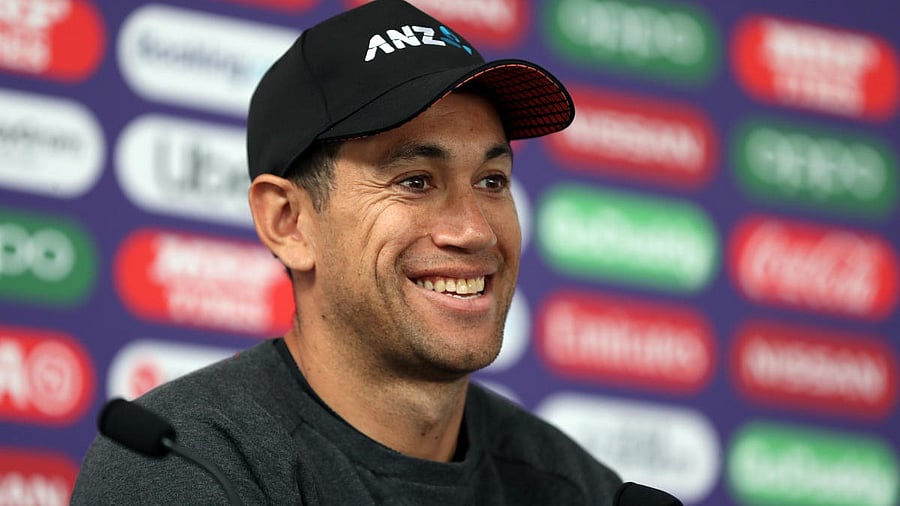 <div class="paragraphs"><p>Ross Taylor</p></div>