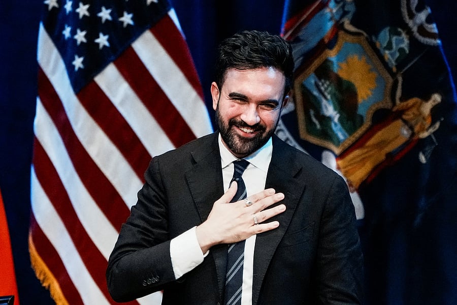 New York City mayoral candidate Zohran Mamdani gestures to attendees at the end of a town hall on affordability at The Leonard & Claire Center for the Performing Arts in Brooklyn, New York, September 6, 2025. REUTERS/Eduardo Munoz