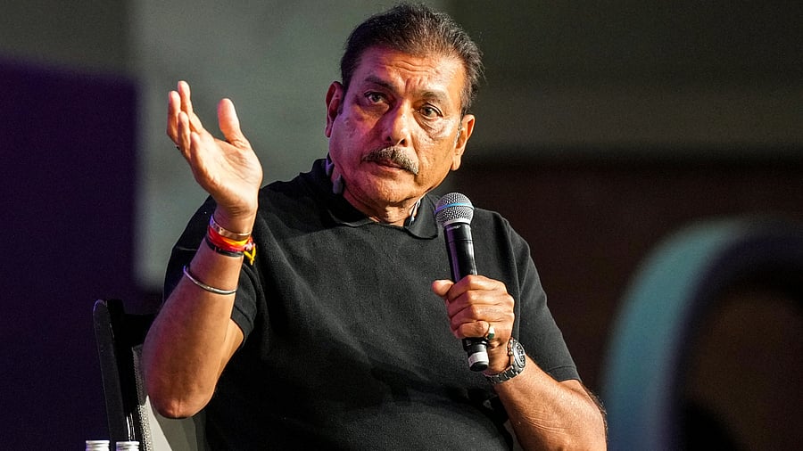 <div class="paragraphs"><p>Ravi Shastri</p></div>