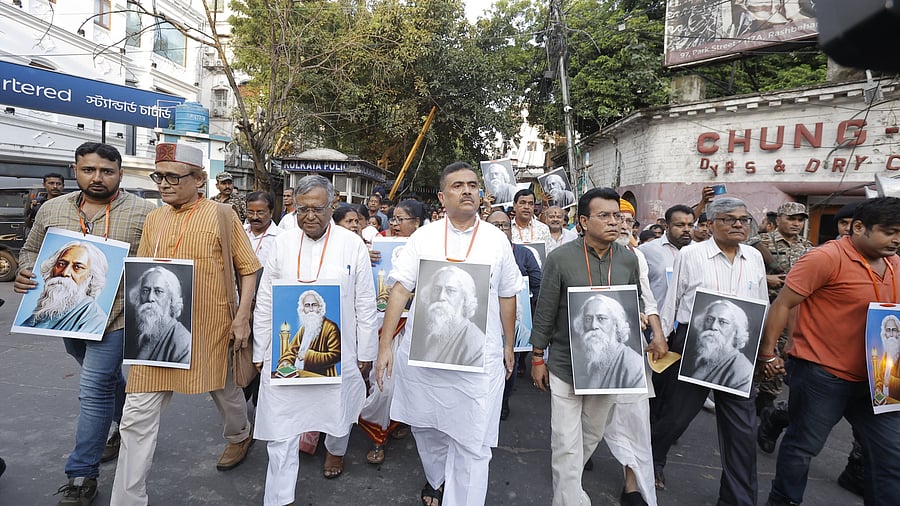 <div class="paragraphs"><p>Bengal's BJP staging a protest march.</p></div>