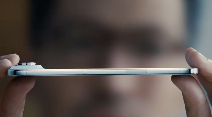 <div class="paragraphs"><p>Apple iPhone Air.</p></div>