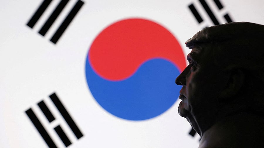 <div class="paragraphs"><p>A 3D-printed miniature model of US President Donald Trump and the South Korea flag are seen in this illustration.</p></div>