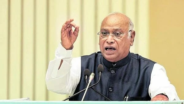 <div class="paragraphs"><p>Congress leader Mallikarjun Kharge</p></div>