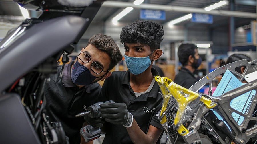 <div class="paragraphs"><p>Workers at Ather's electric scooter unit in Hosur.</p></div>
