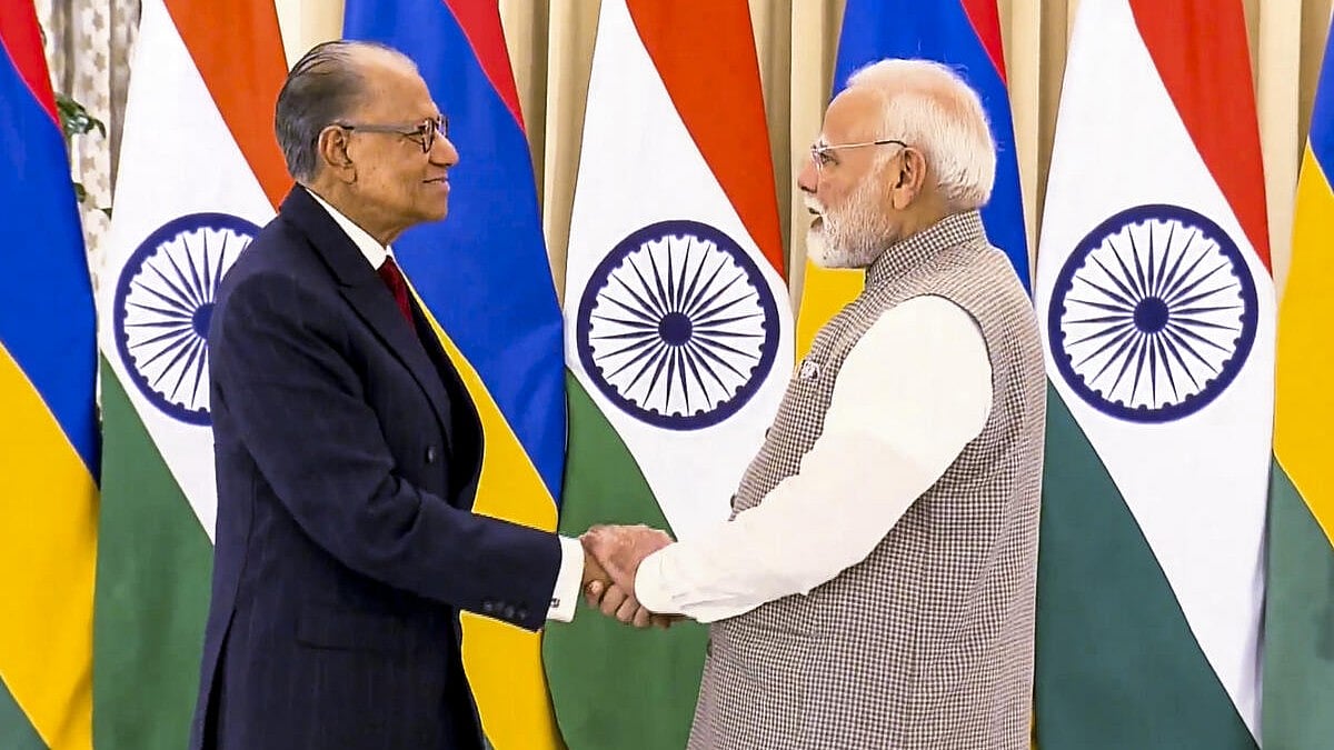 Mauritius PM Reaffirms Stability in Indian Ocean Region in Call with PM Modi