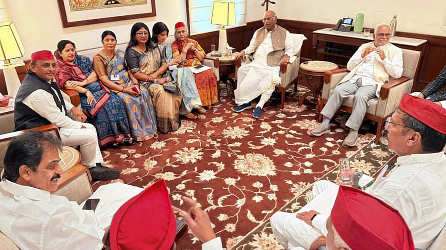 <div class="paragraphs"><p>Congress President Mallikarjun Kharge, party MP KC Venugopal, Samajwadi Party President Akhilesh Yadav, party MP Jaya Bachchan and others meet Opposition's vice presidential candidate B. Sudershan Reddy as voting underway in the vice presidential election.</p></div>