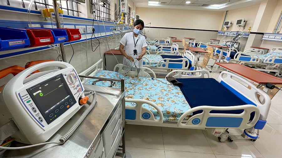 <div class="paragraphs"><p>While the SJICSR runs an 80-bed satellite hospital at KC General Hospital in Malleswaram, the facility doesn't function&nbsp;after 4 pm.&nbsp;</p></div>