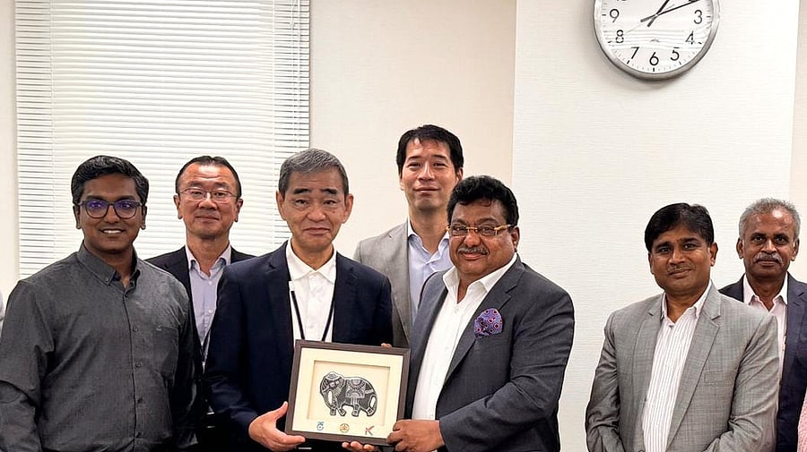 <div class="paragraphs"><p>Minister Patil with Hosoda officials in Japan.</p></div>