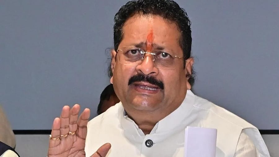 <div class="paragraphs"><p> Basanagouda Patil Yatnal </p></div>