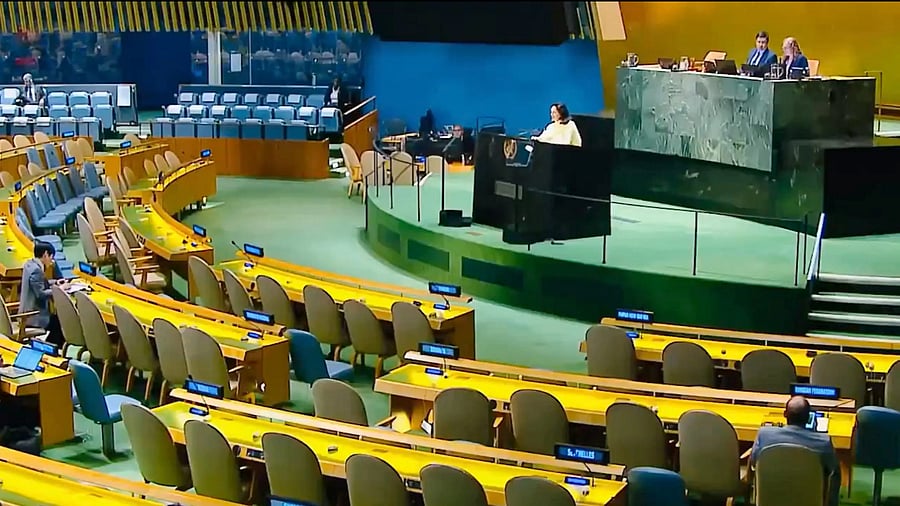 <div class="paragraphs"><p>India votes in favour of UNGA resolution on Palestine endorsing two-state solution</p></div>