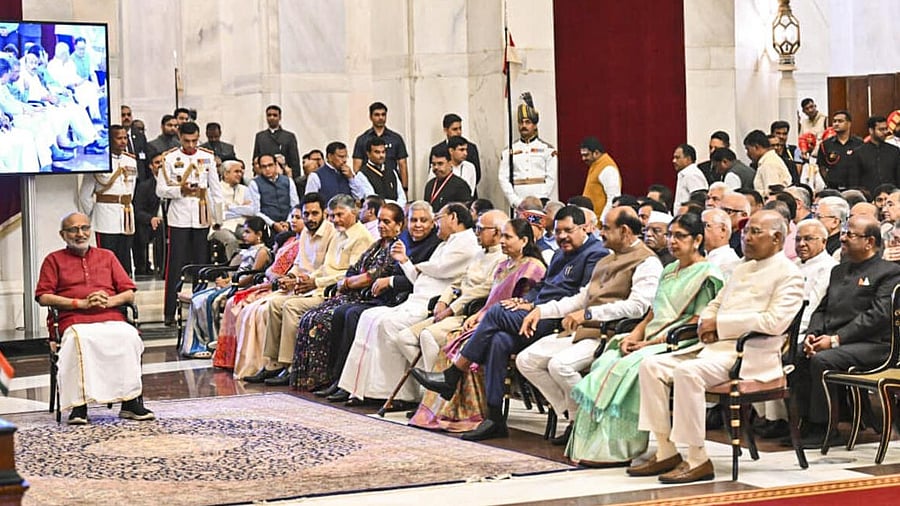 <div class="paragraphs"><p>In this image posted on Sept. 12, 2025, Vice President C.P. Radhakrishnan with Chief Justice of India BR Gavai, Lok Sabha Speaker Om Birla, former vice-presidents Jagdeep Dhankhar, M Venkaiah Naidu and Hamid Ansari, Andhra Pradesh CM N Chandrababu Naidu during his swearing-in ceremony as the 15th Vice-President of India, at Rashtrapati Bhavan, in New Delhi.</p></div>