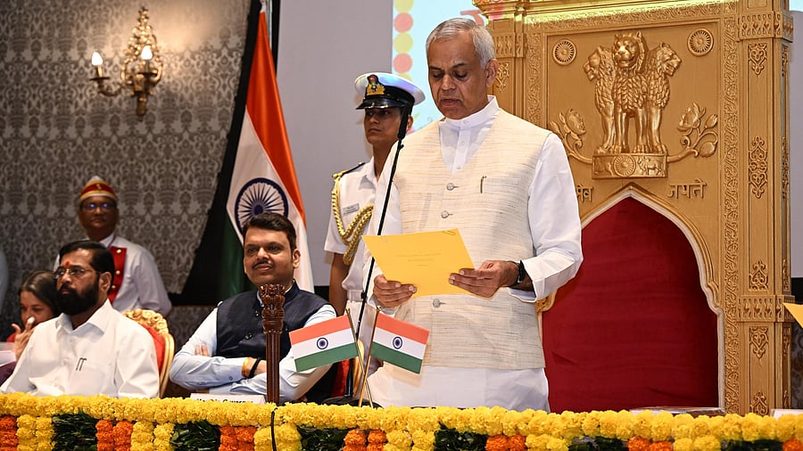 <div class="paragraphs"><p>Acharya Devvrat being sworn in as Maharashtra Governor. </p></div>