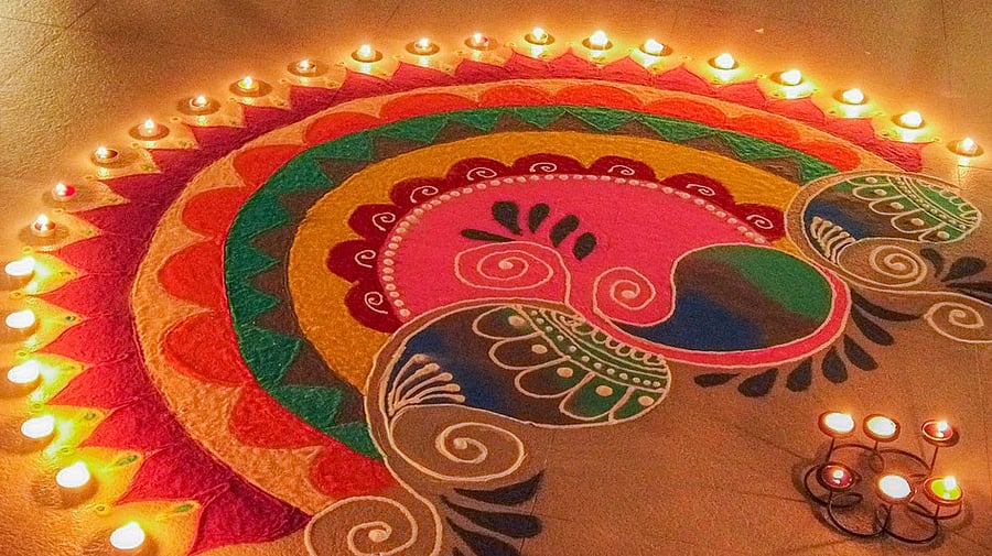 <div class="paragraphs"><p>Representative image of a rangoli.</p></div>