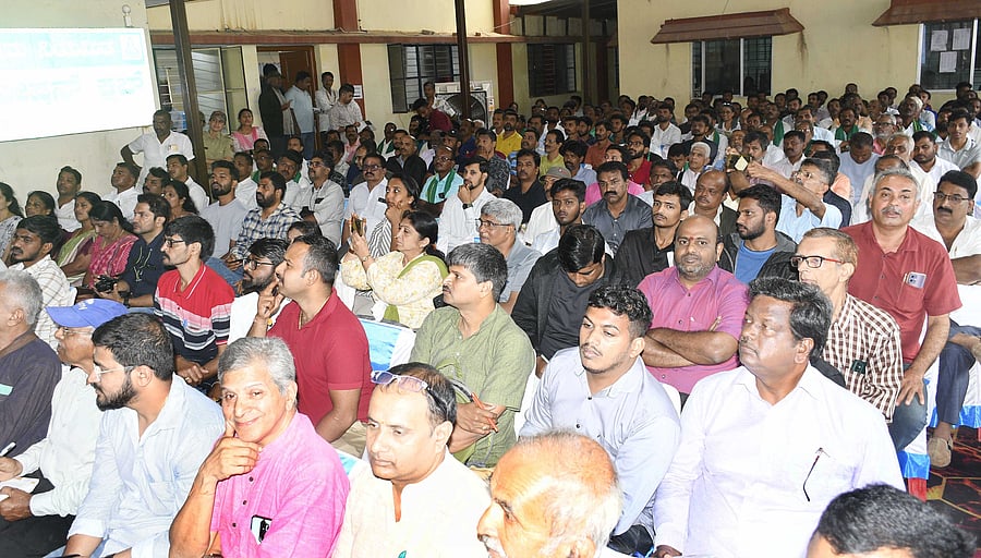<div class="paragraphs"><p>A view of people attending public grievance meeting of Sharavathi pumped storage project in Kargal on Tuesday.<strong> </strong></p></div>