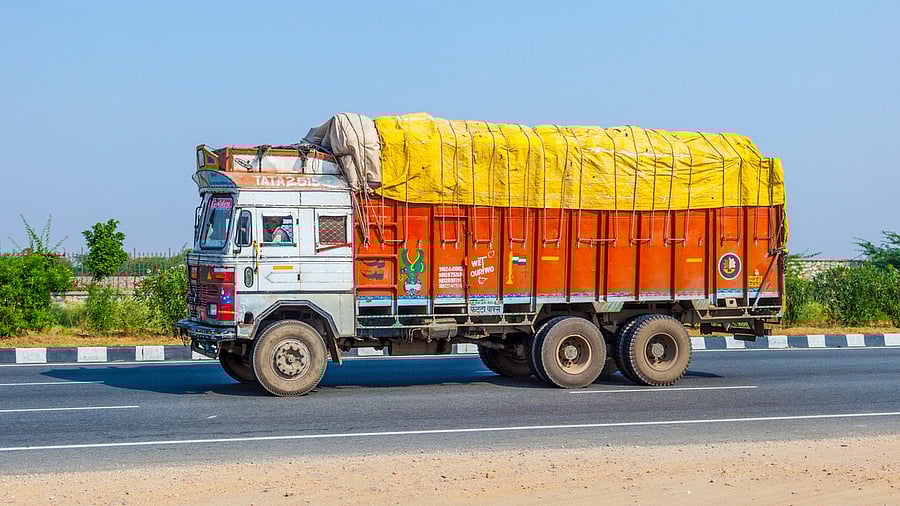 <div class="paragraphs"><p>Representative Image of a truck.</p></div>