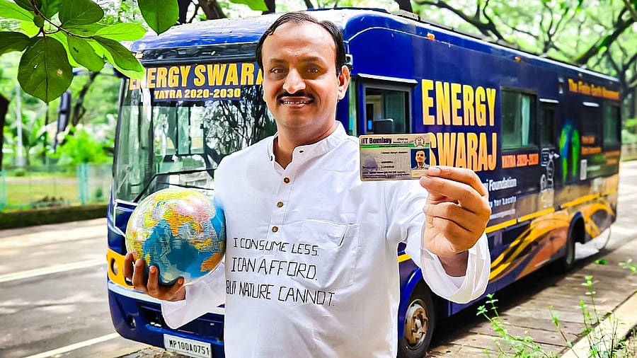 <div class="paragraphs"><p>Professor Chetan Singh Solanki.</p></div>