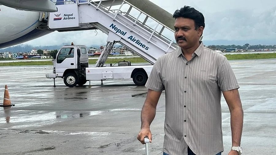 <div class="paragraphs"><p>Senthil Thondaman.</p></div>