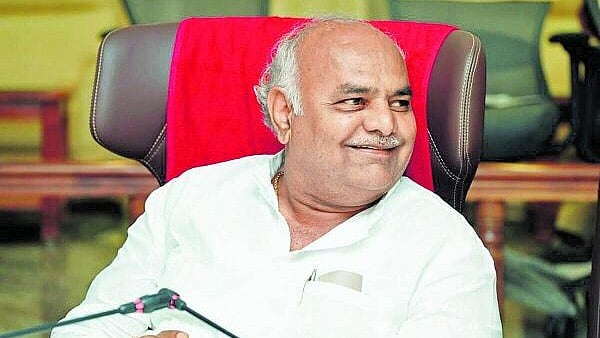 <div class="paragraphs"><p>Agriculture Marketing Minister Shivanand Patil.</p></div>