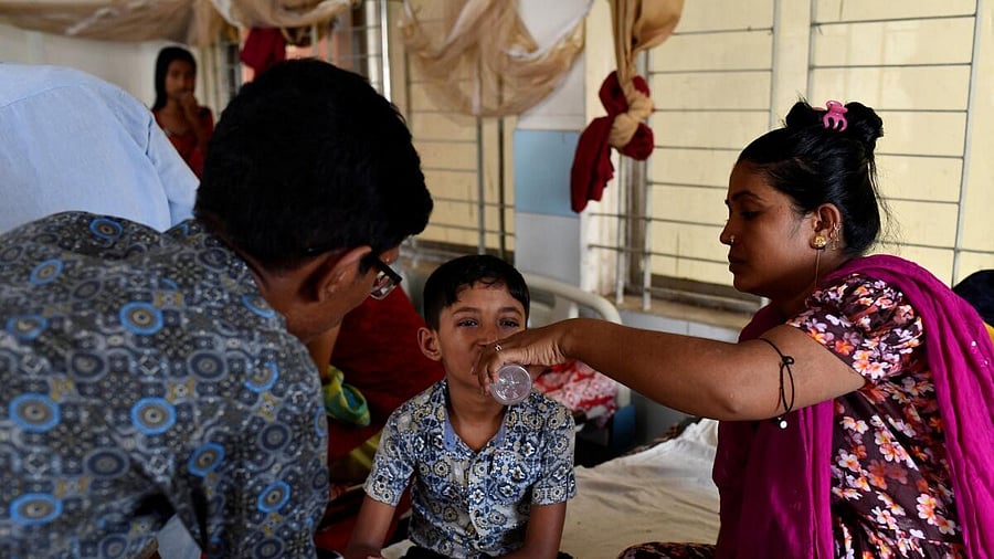 <div class="paragraphs"><p>Bangladesh sees worst single-day surge in dengue cases and deaths this year</p></div>