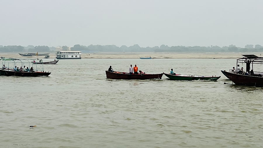 <div class="paragraphs"><p>The River Ganga.</p></div>