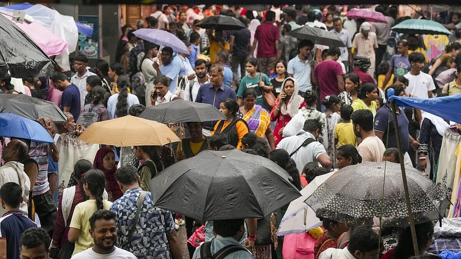 <div class="paragraphs"><p> Representative image showing Kolkata rains</p></div>