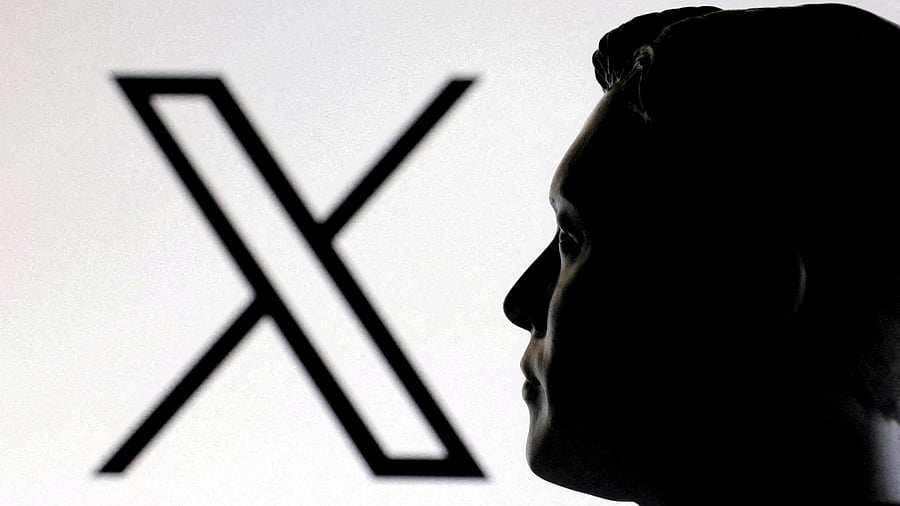 <div class="paragraphs"><p>X had urged the court to direct that Section 79(3)(b) does not authorise the government to issue information blocking orders in circumvention of Section 69A, the Blocking Rules, and the Supreme Court decision in the Shreya Singhal case.</p></div>