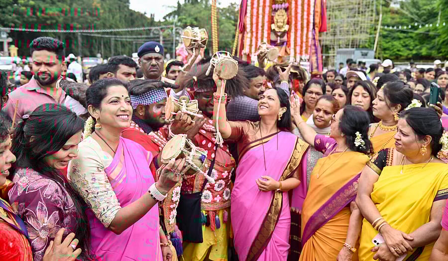 <div class="paragraphs"><p>Chairperson of Women's Commission, Nagalakshmi Chaudary, Guarantee schemes implementation Committee vice president Pushpa Amarnath during Women's walkathon at the North gate of Mysuru Palace on Thursday morning. </p></div>