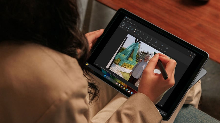 <div class="paragraphs"><p>The new 2-in-1 Surface Pro 12-inch tablet.</p></div>