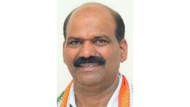 <div class="paragraphs"><p>MLA T D Rajegowda</p></div>