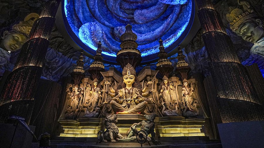 <div class="paragraphs"><p>An idol of Goddes Durga installed at Chetla Agrani Club pandal made of 'Rudraksha' ahead of the 'Durga Puja' festival, in Kolkata, Thursday, Sept. 25, 2025.</p></div>