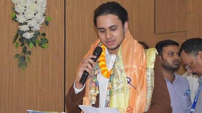 <div class="paragraphs"><p>Harsh Vardhan</p></div>