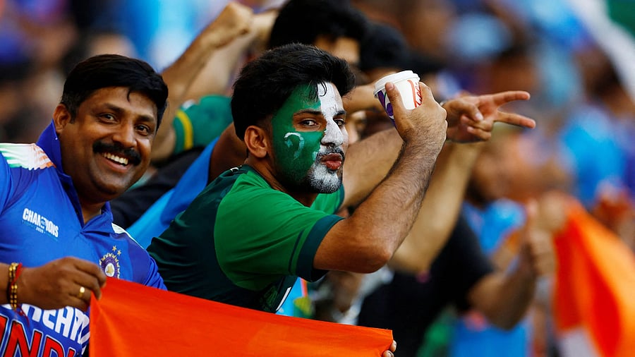 <div class="paragraphs"><p>Fans at the stadium</p></div>