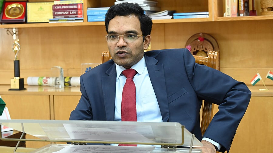 Ramprasat Manohar V,