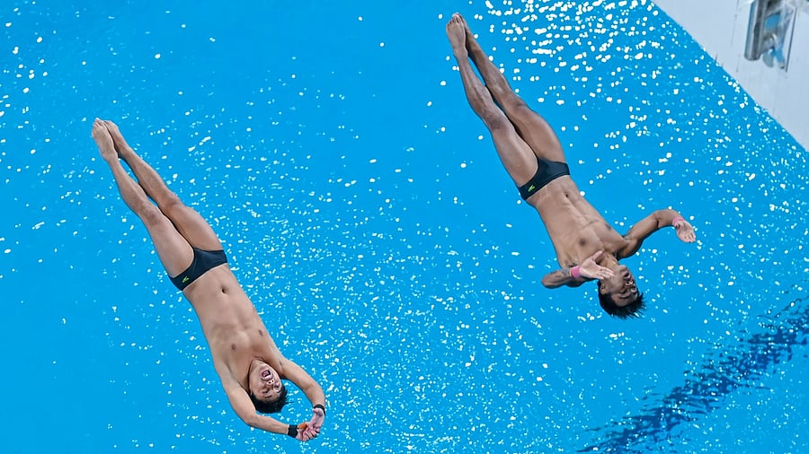 <div class="paragraphs"><p>Indiver Sairem (left) and Willson Singh Ningthoujam won India's first-ever medal (bronze) in men's synchronised 10m platform at the Asian Aquatics Championships in Ahmedabad on Monday.</p></div>