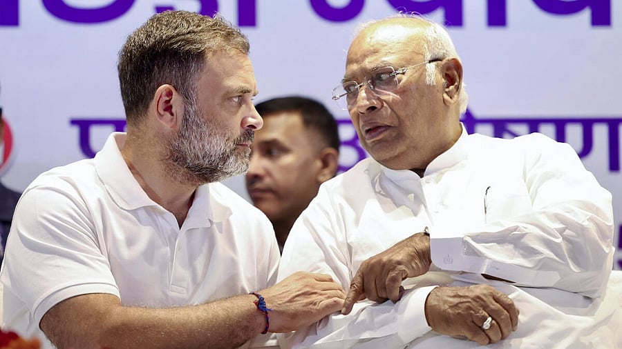 <div class="paragraphs"><p>Congress President Mallikarjun Kharge and LoP in the Lok Sabha and Congress leader Rahul Gandhi during the launch of 'Ati Pichda Nyay Sankalp', in Patna.</p></div>