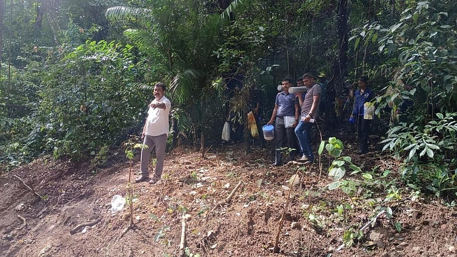 <div class="paragraphs"><p>SIT officials at the probe site.</p></div>