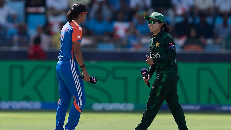 <div class="paragraphs"><p>Harmanpreet Kaur (left) and Fatima Sana are unlikely to exchange even the most basic pleasantries.</p></div>