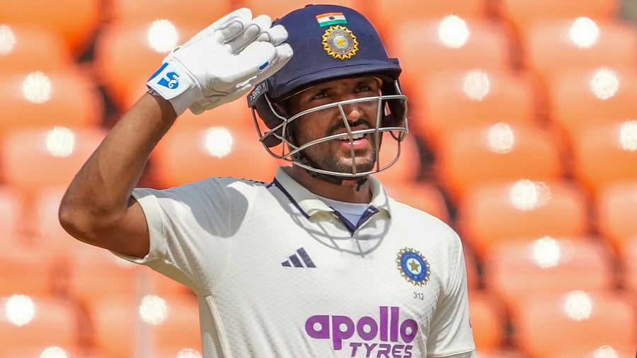 <div class="paragraphs"><p>India's Dhruv Jurel pays tribute to Indian army during the course of his maiden Test century on Friday. </p></div>