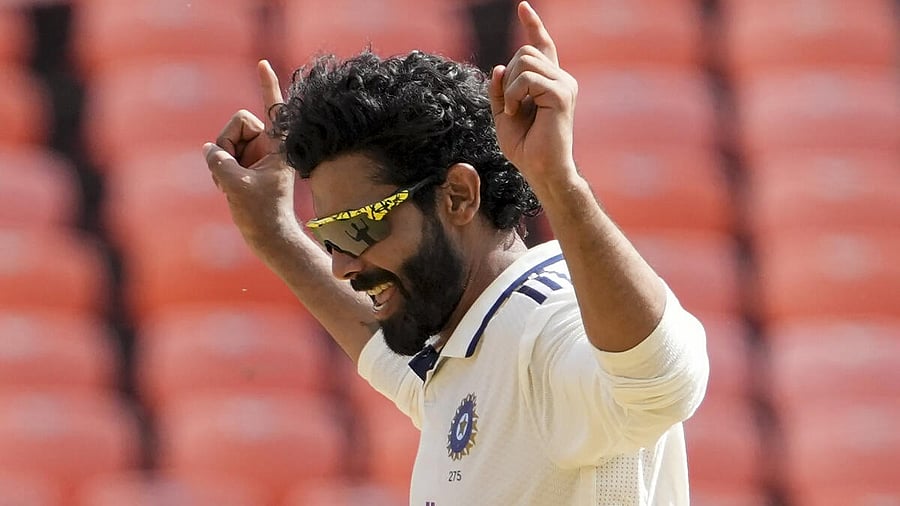 <div class="paragraphs"><p> Ravindra Jadeja </p></div>