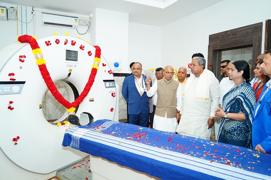 <div class="paragraphs"><p>Chief Minister Siddaramaiah inspects a medical device during the inauguration of BIMS Super Speciality Hospital in Belagavi on Saturday. </p></div>