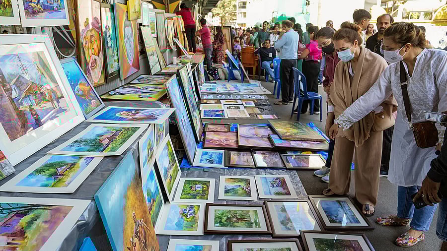 <div class="paragraphs"><p>A representative image of an art carnival.</p></div>