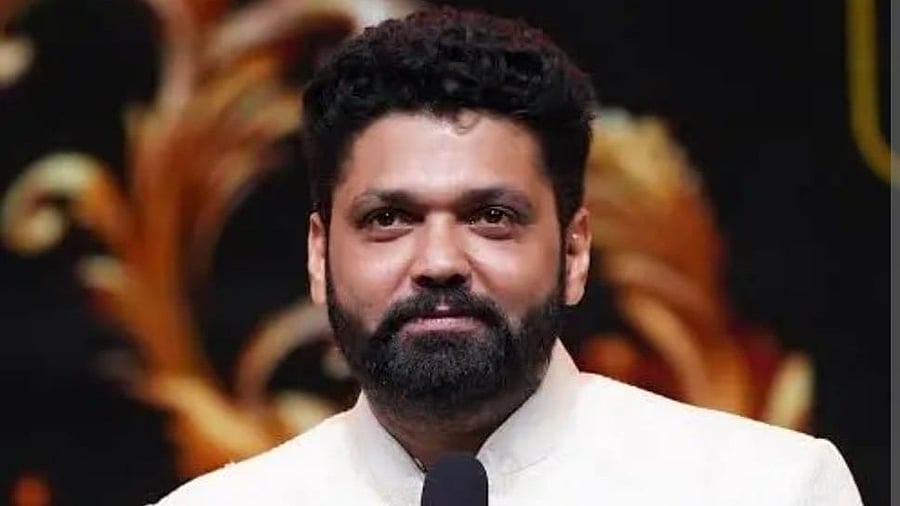 <div class="paragraphs"><p>Rakshit Shetty.</p></div>