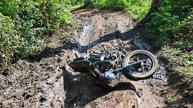 <div class="paragraphs"><p>Shivaram's motorbike fell on the muddy puddle when he was trying to speed up, to escape an elephant attack.&nbsp;</p></div>