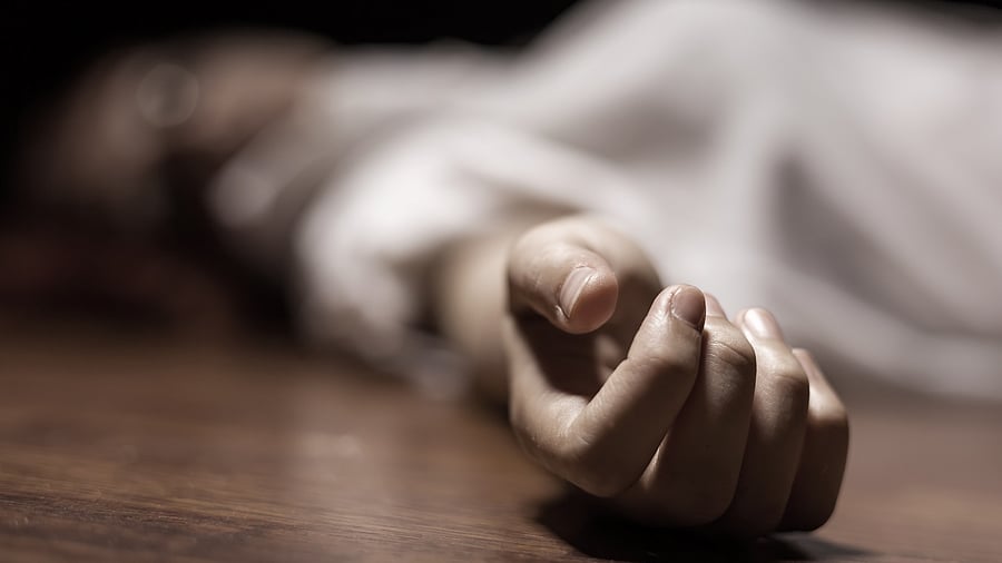 <div class="paragraphs"><p>A representative image of a dead body.</p></div>