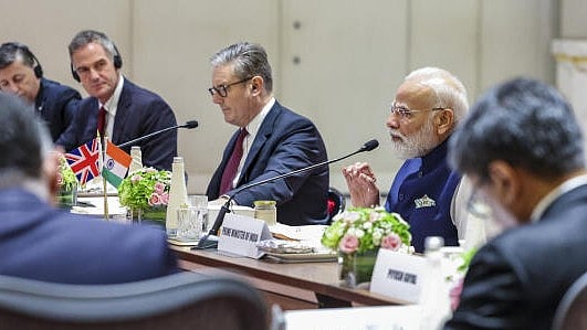 <div class="paragraphs"><p>Prime Minister Narendra Modi with his British counterpart Keir Starmer.</p></div>