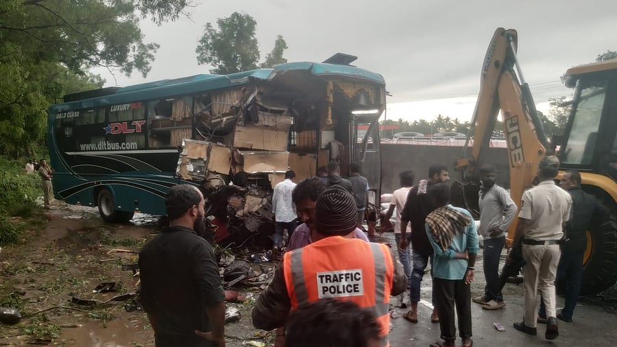 <div class="paragraphs"><p>The bus damaged in the mishap in Hunsur taluk.</p></div>