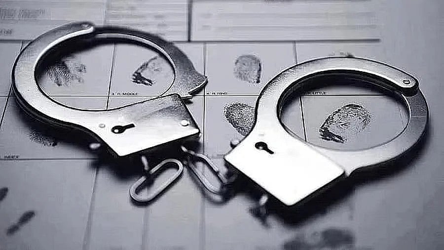 <div class="paragraphs"><p>Representative image for an arrest.</p></div>