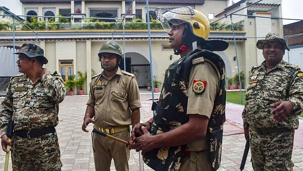 <div class="paragraphs"><p>Haribabu Bharti, general manager of the District Cooperative Bank in Budaun, said a recovery notice has been pasted at Raza's residence in Bareilly.</p></div>